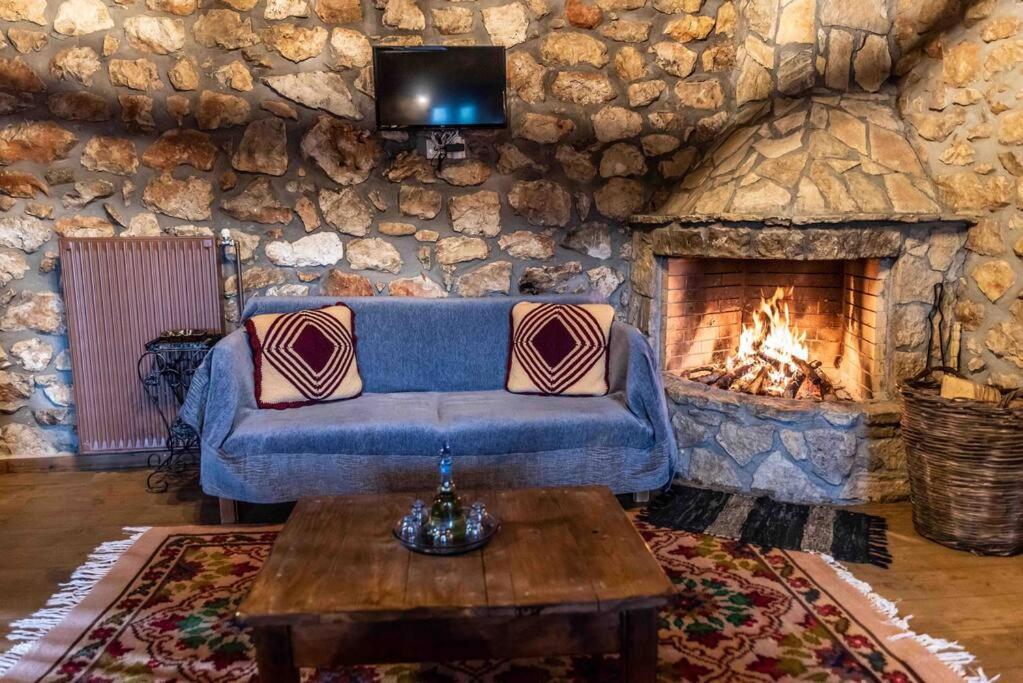 Traditional Stone Guesthouse Agios Ioannis  Bagian luar foto