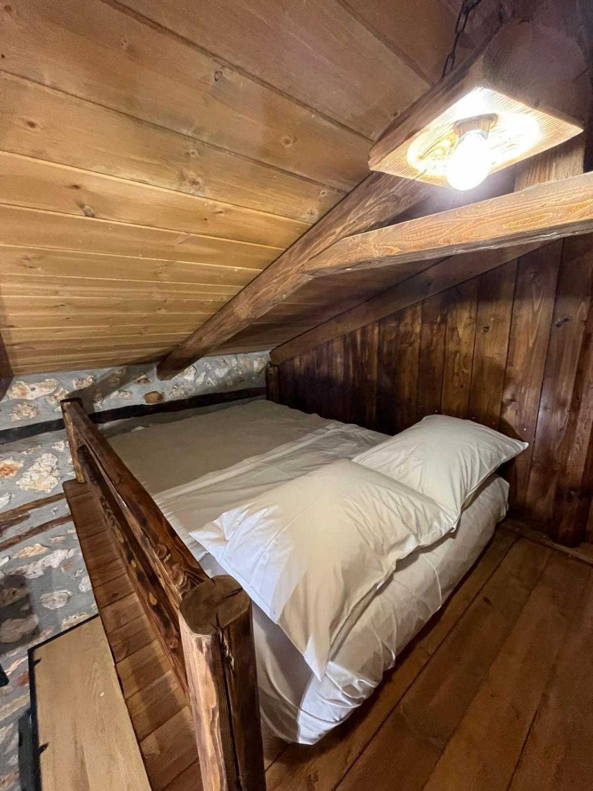 Traditional Stone Guesthouse Agios Ioannis  Bagian luar foto