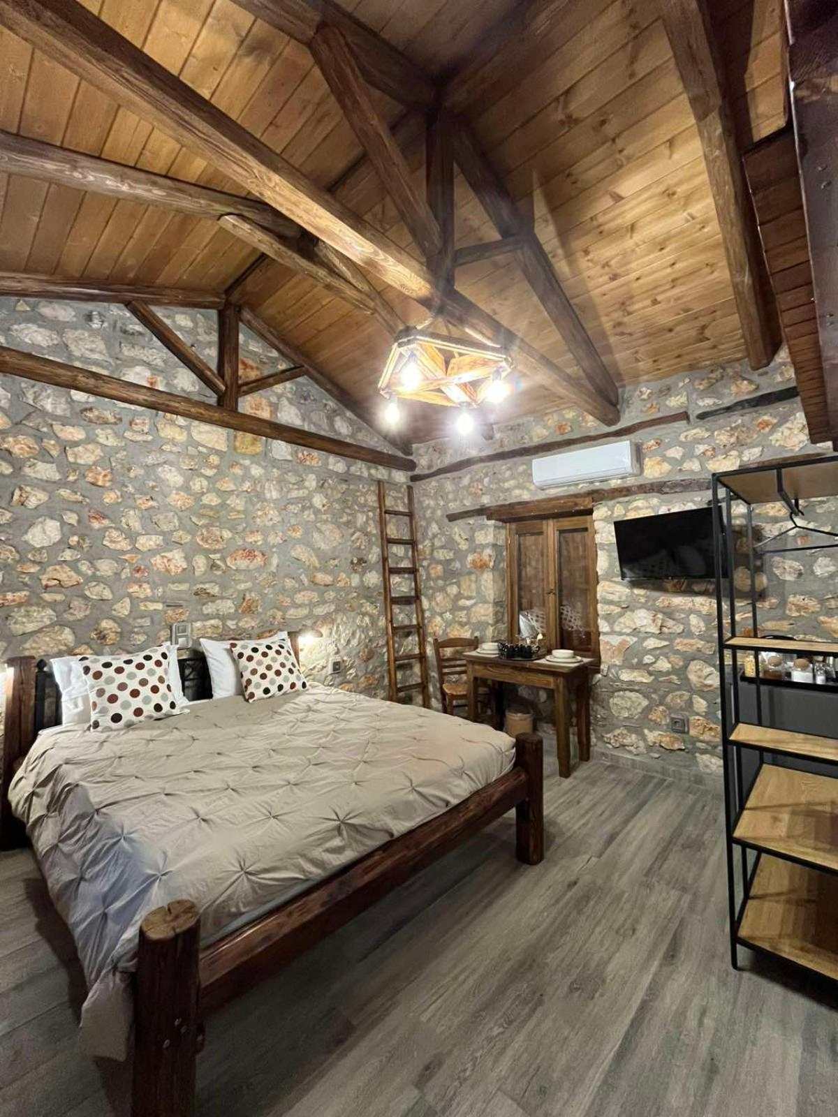 Traditional Stone Guesthouse Agios Ioannis  Bagian luar foto